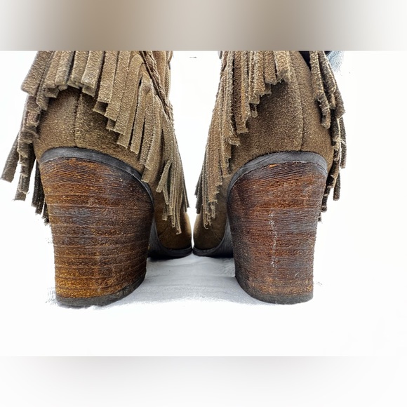 Sbicca Vintage Collection Olive Green Fringe Booties Size 7.5 - Picture 8 of 13